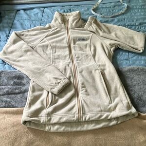 Tan Columbia Slim Fir Women’s Zip up Sweater